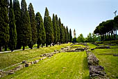 Aquileia (Udine) - i resti del grande porto fluviale, (I secolo d.C.). 